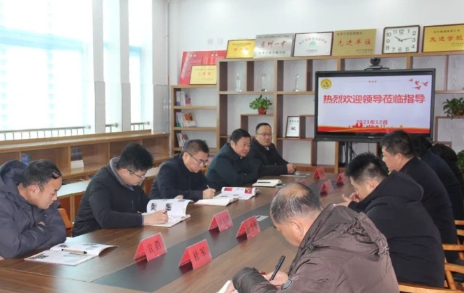 山东济宁兖州区委副书记于长海到东方中学教育集团调研